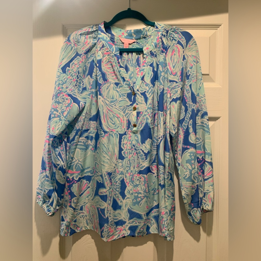 Lilly blouse - great condition & so cute!